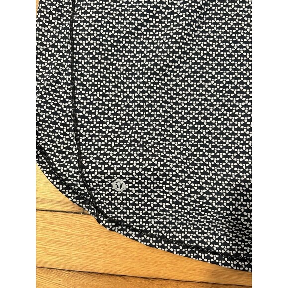 Lululemon Size 8 Sculpt Tank II Black Geometric - Picture 4 of 4
